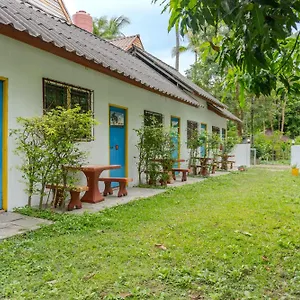 hello-me-me-bungalow.koh-lantahotels.net/